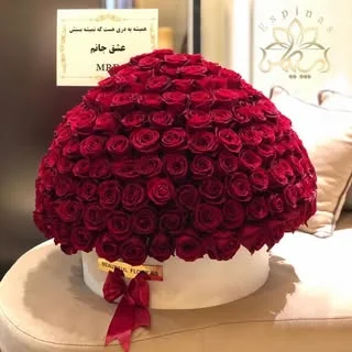 باکس گل رز گلفروشی دسته گل